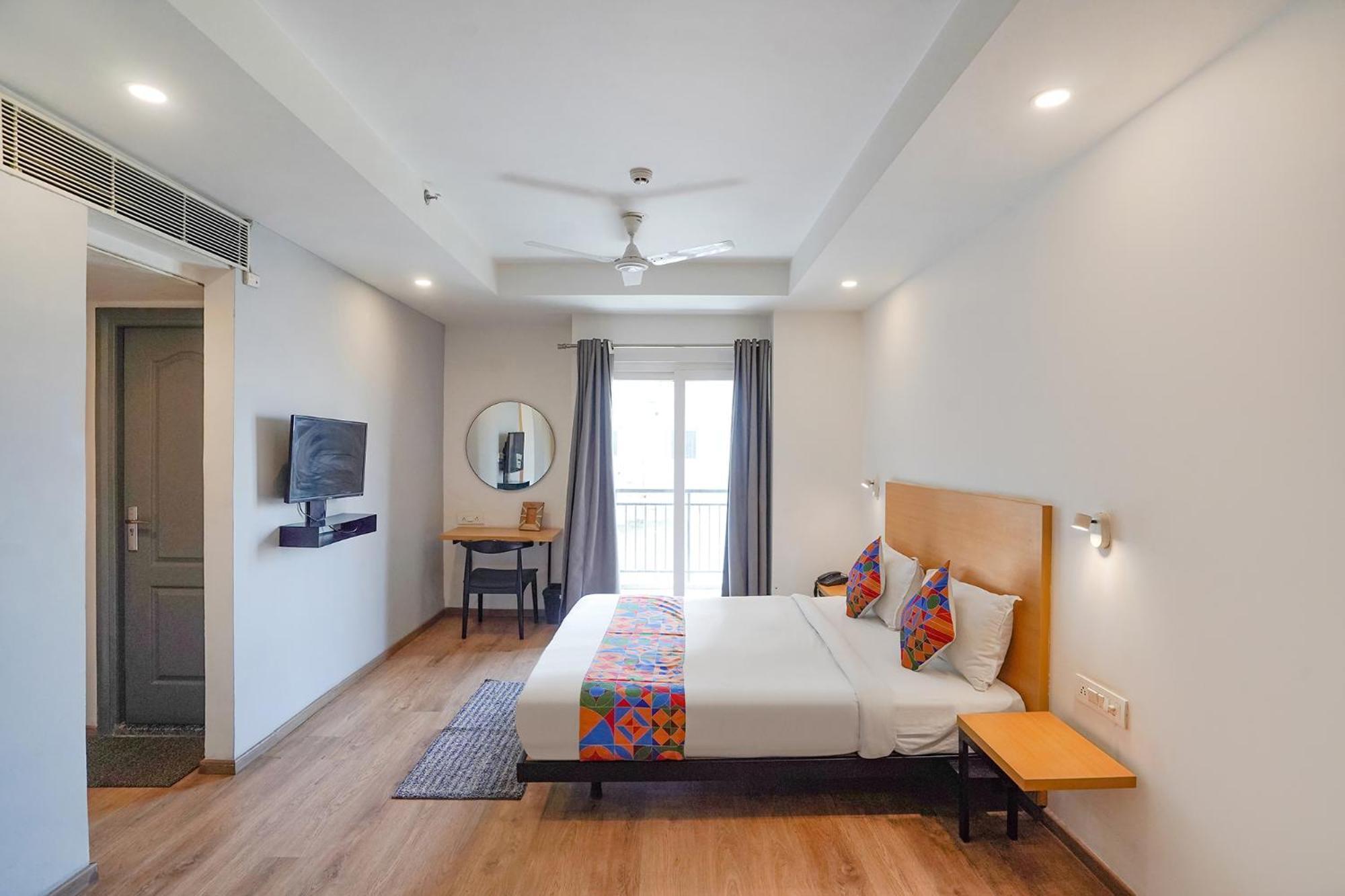 Fabhotel Prime Cloud 9 Ghaziabad Exteriör bild